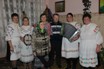 В преддверии новогодних праздников в «Отделении временного проживания граждан пожилого возраста и инвалидов» при КЦСОН Красногорского района побывали глава Любовшанского сельского поселения Н.Н. Рожкова и вокальная группа художественной самодеятельности