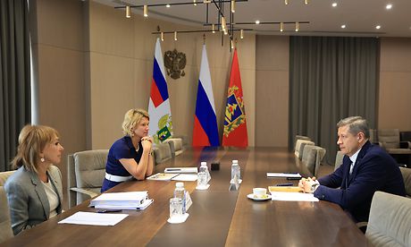 Состоялась рабочая встреча Министра сельского хозяйства Оксаны Лут и врио Губернатора Брянской области Егора Ковальчука Состоялась рабочая встреча Министра сельского хозяйства Оксаны Лут и врио Губернатора Брянской области Егора Ковальчука